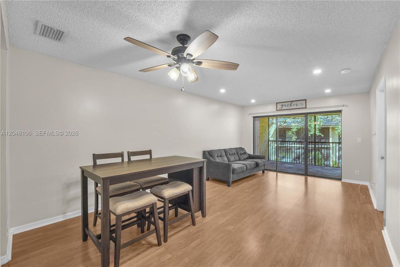 9565 NW 2nd Pl , Unit 1-H, Coral Springs, FL 33071 Photo