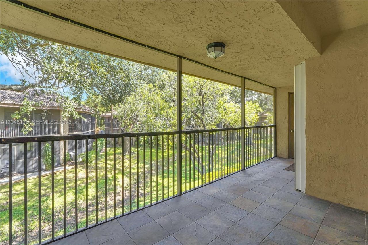 9565 NW 2nd Pl , Unit 1-H, Coral Springs, FL 33071 Photo