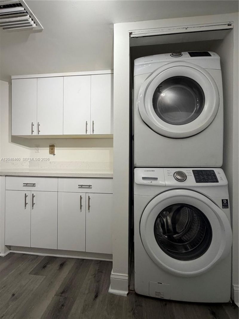 1175 NW 123rd Pl , Unit 210, Miami, FL 33182 Photo