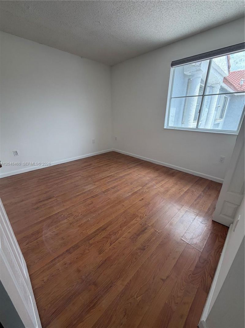 1175 NW 123rd Pl , Unit 210, Miami, FL 33182 Photo