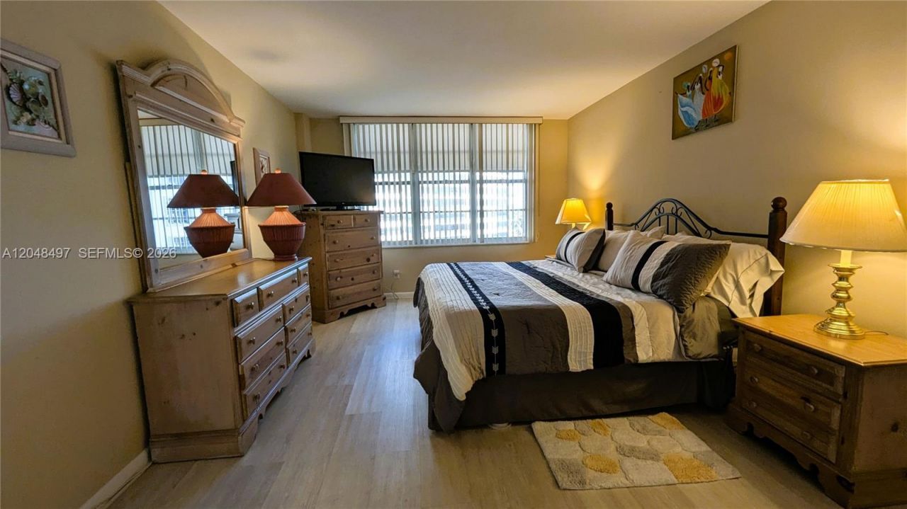 5161 Collins Ave, Unit 602, Miami Beach, FL 33140 Photo