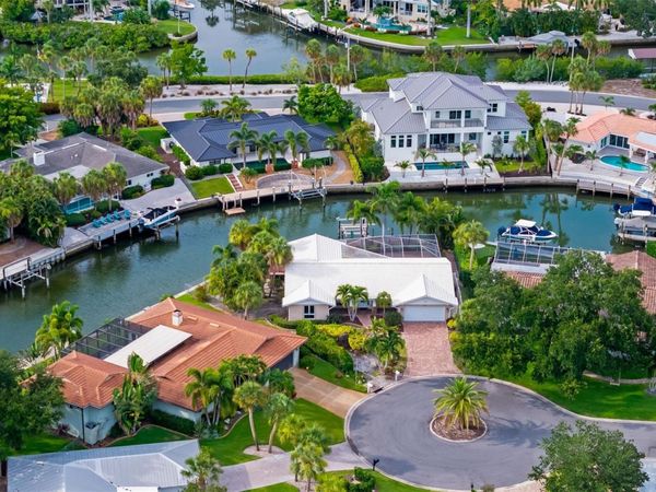 565 COMMONWEALTH PLACE, SARASOTA, FL 34242