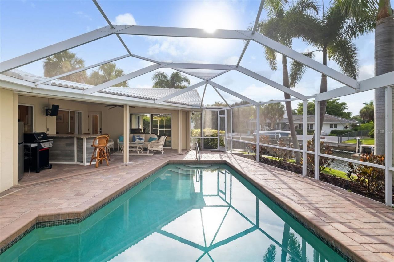 565 Commonwealth Place, Sarasota, FL 34242 Photo