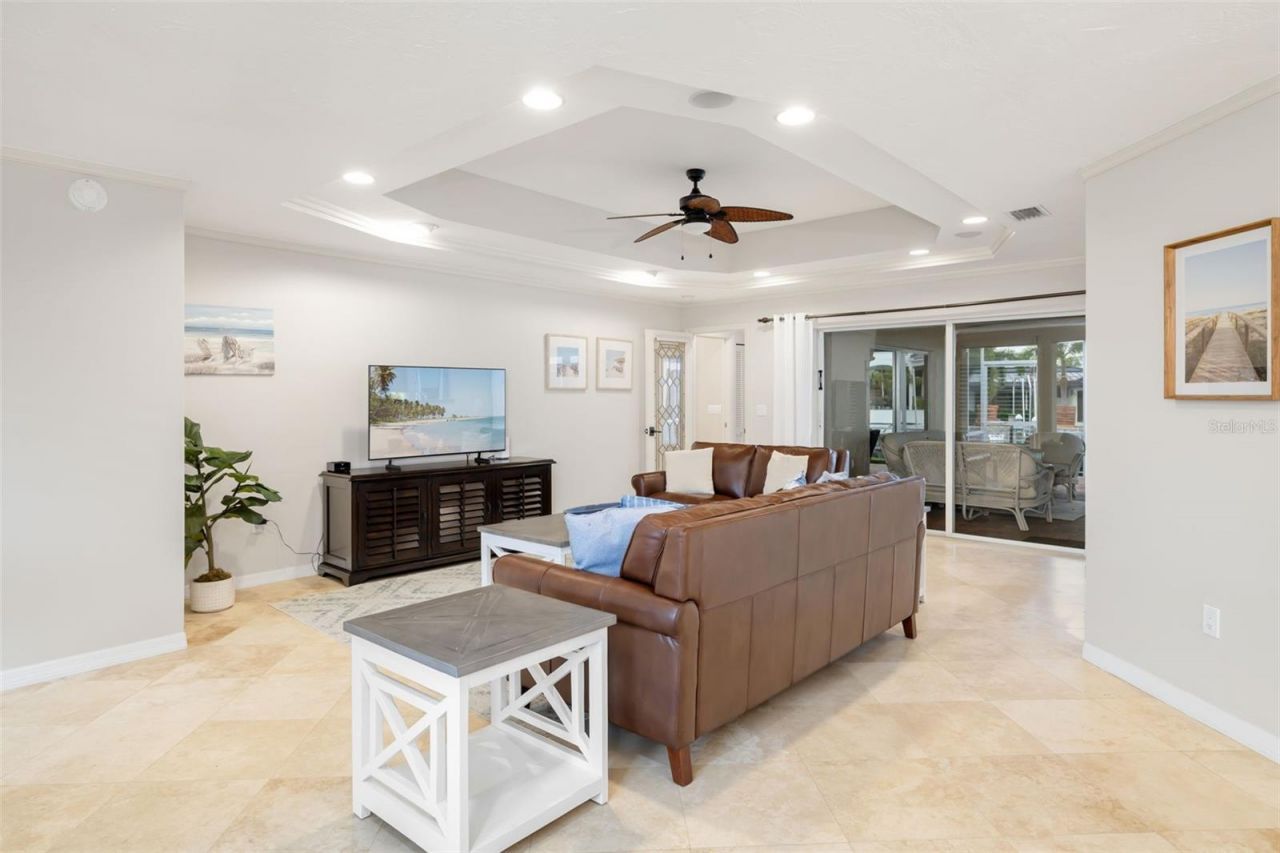 565 Commonwealth Place, Sarasota, FL 34242 Photo