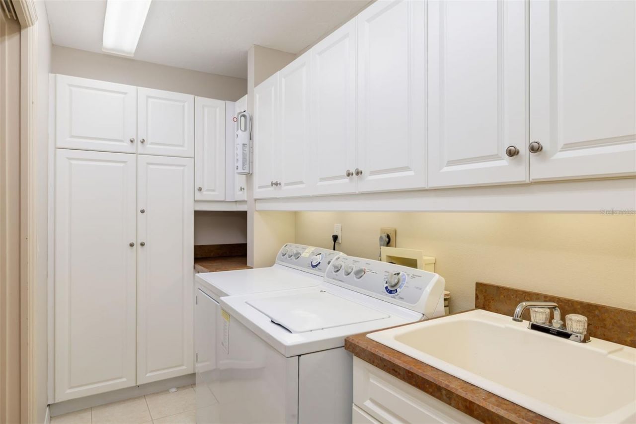 565 Commonwealth Place, Sarasota, FL 34242 Photo
