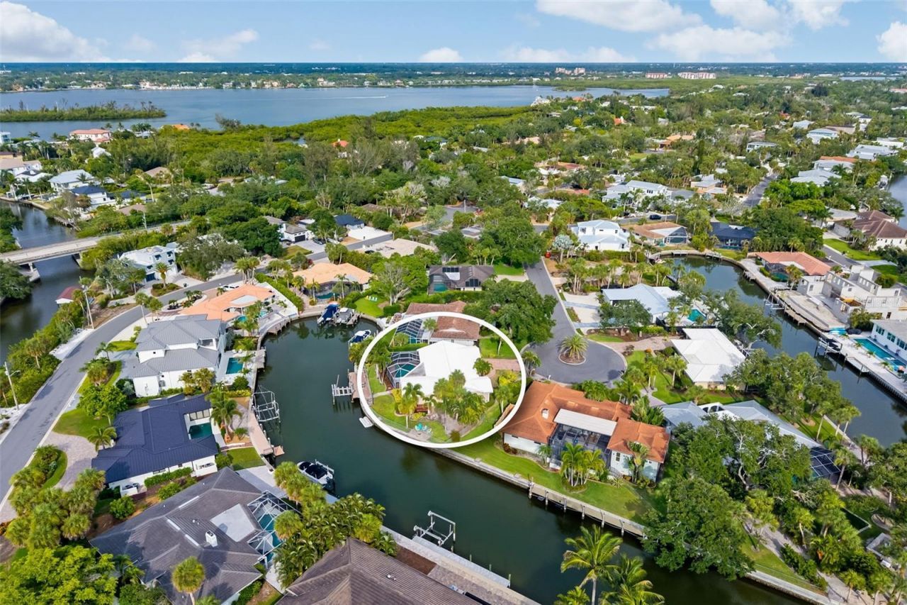 565 Commonwealth Place, Sarasota, FL 34242 Photo