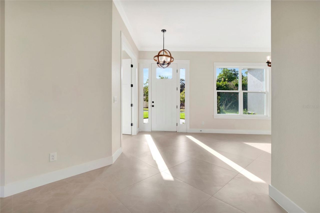 17605 Ninth Street , Montverde, FL 34756 Photo