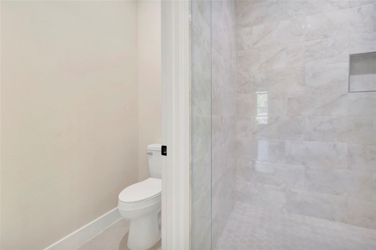 17605 Ninth Street , Montverde, FL 34756 Photo