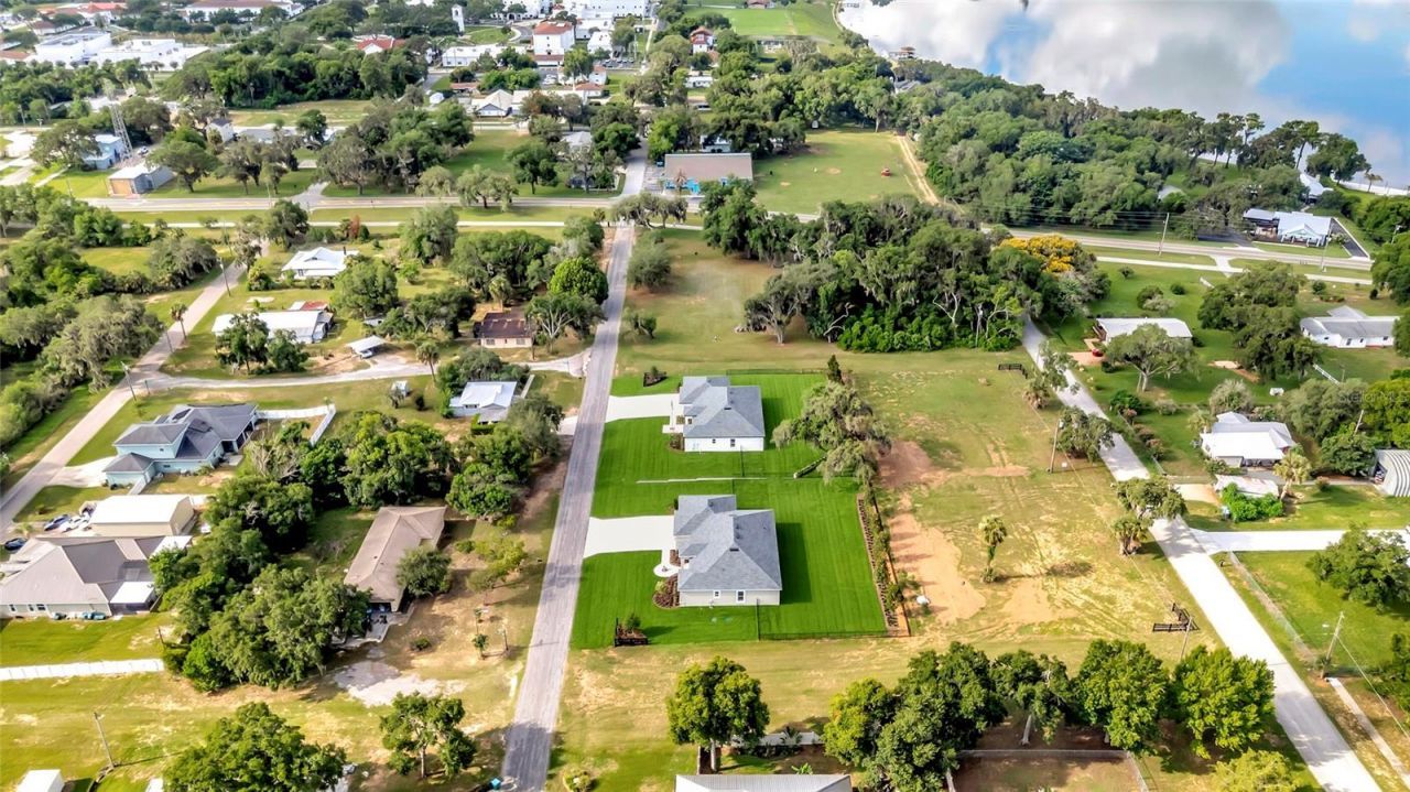 17605 Ninth Street , Montverde, FL 34756 Photo