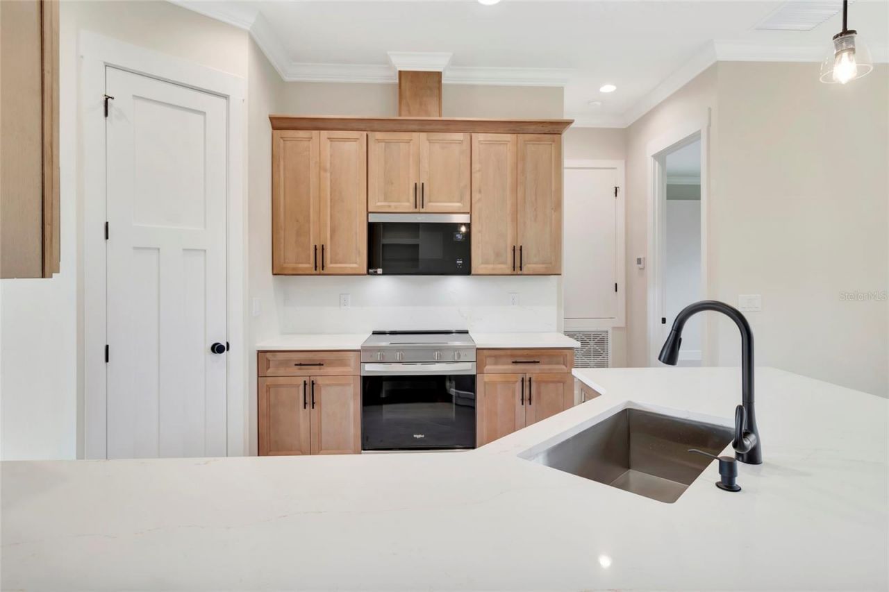 17605 Ninth Street , Montverde, FL 34756 Photo