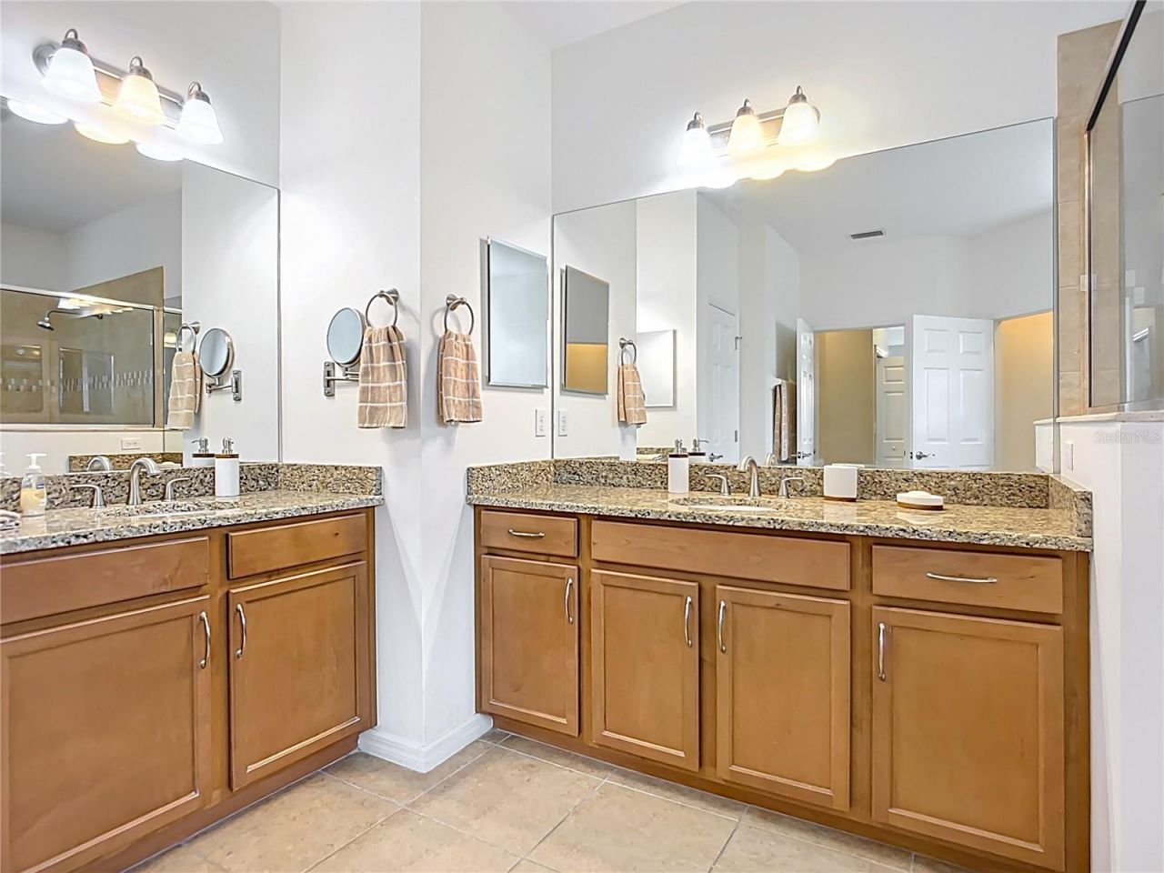 5384 Layton Drive , Venice, FL 34293 Photo