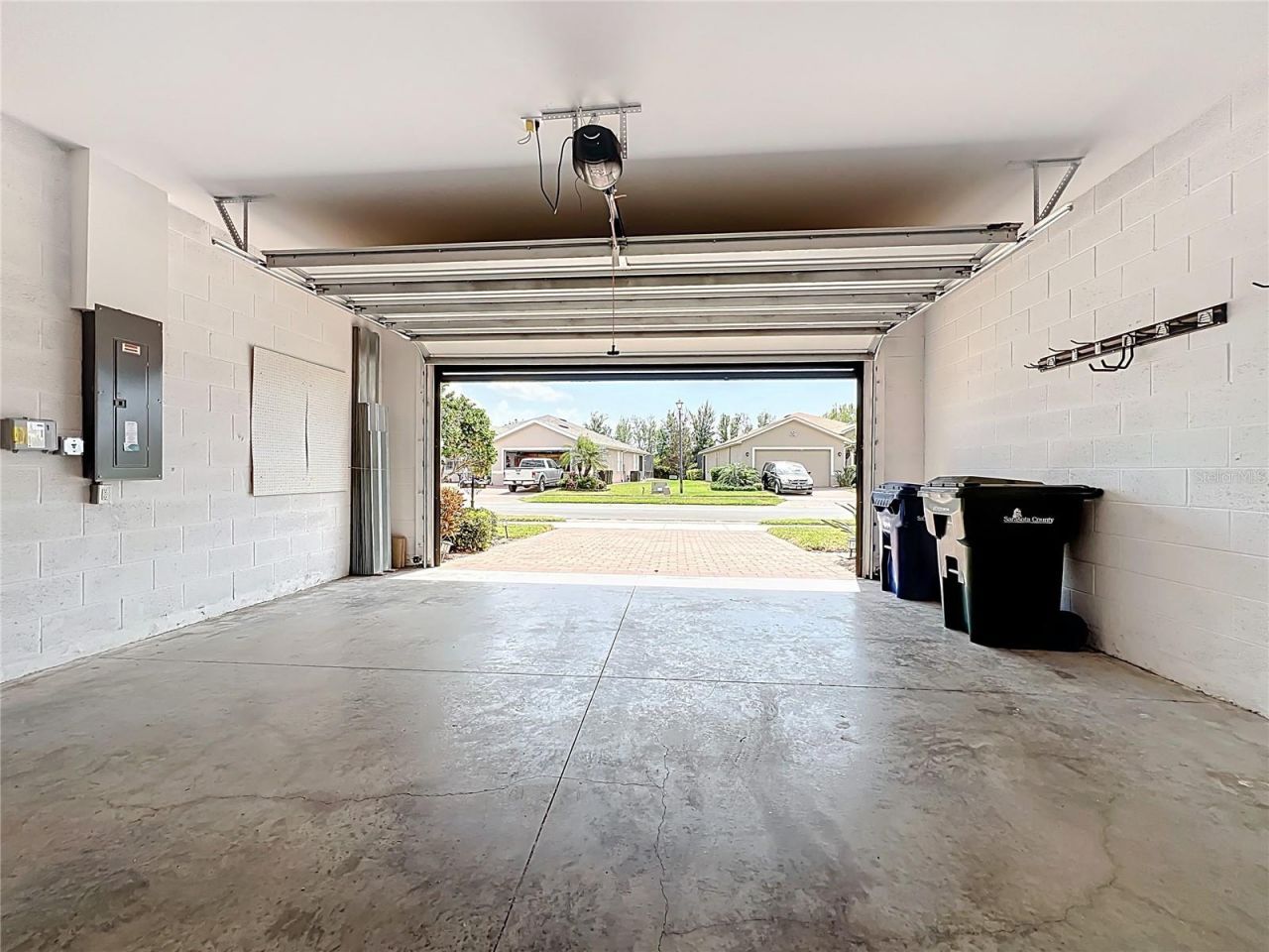 5384 Layton Drive , Venice, FL 34293 Photo