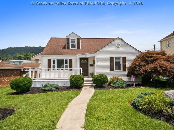 5514 Staunton Avenue SE, Charleston, WV 25304