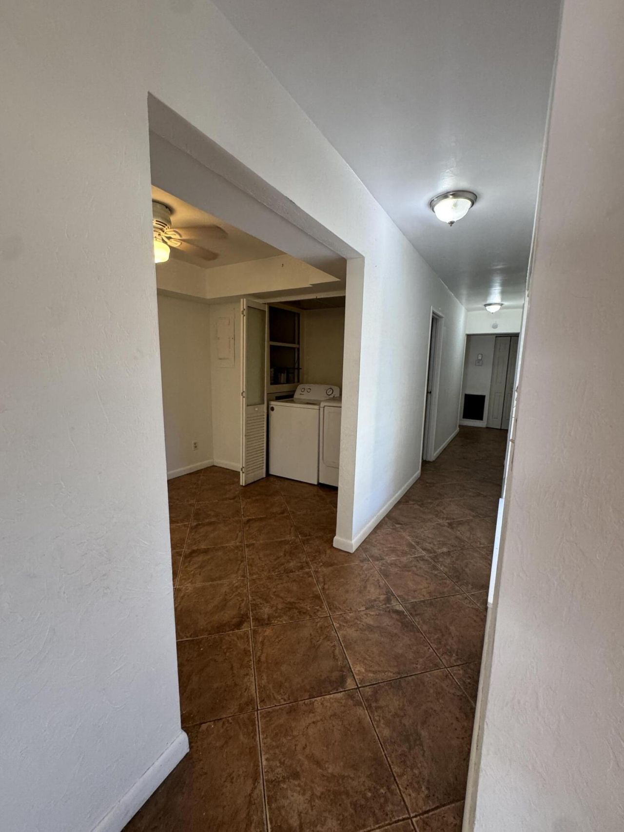 7816 NW 70th Terrace, Tamarac, FL 33321 Photo