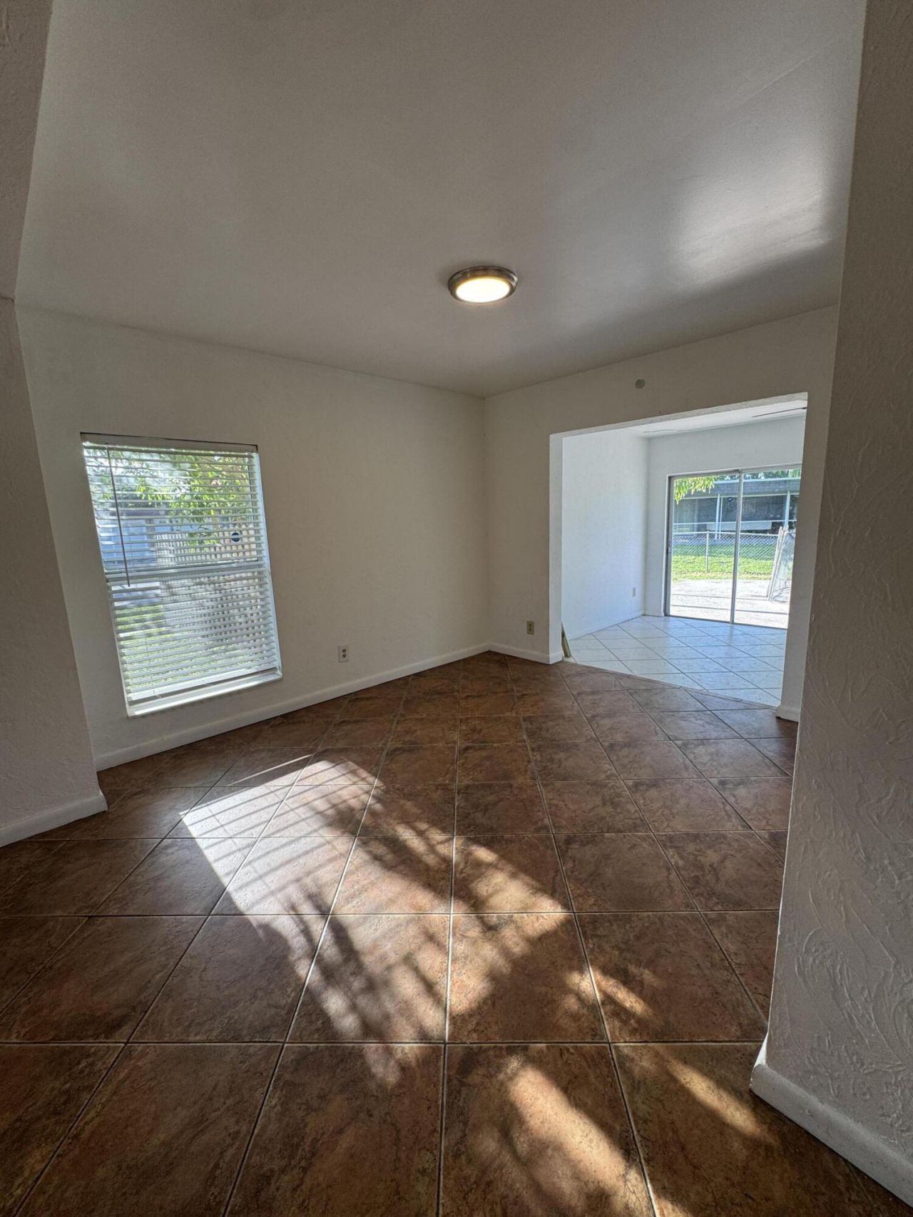 7816 NW 70th Terrace, Tamarac, FL 33321 Photo