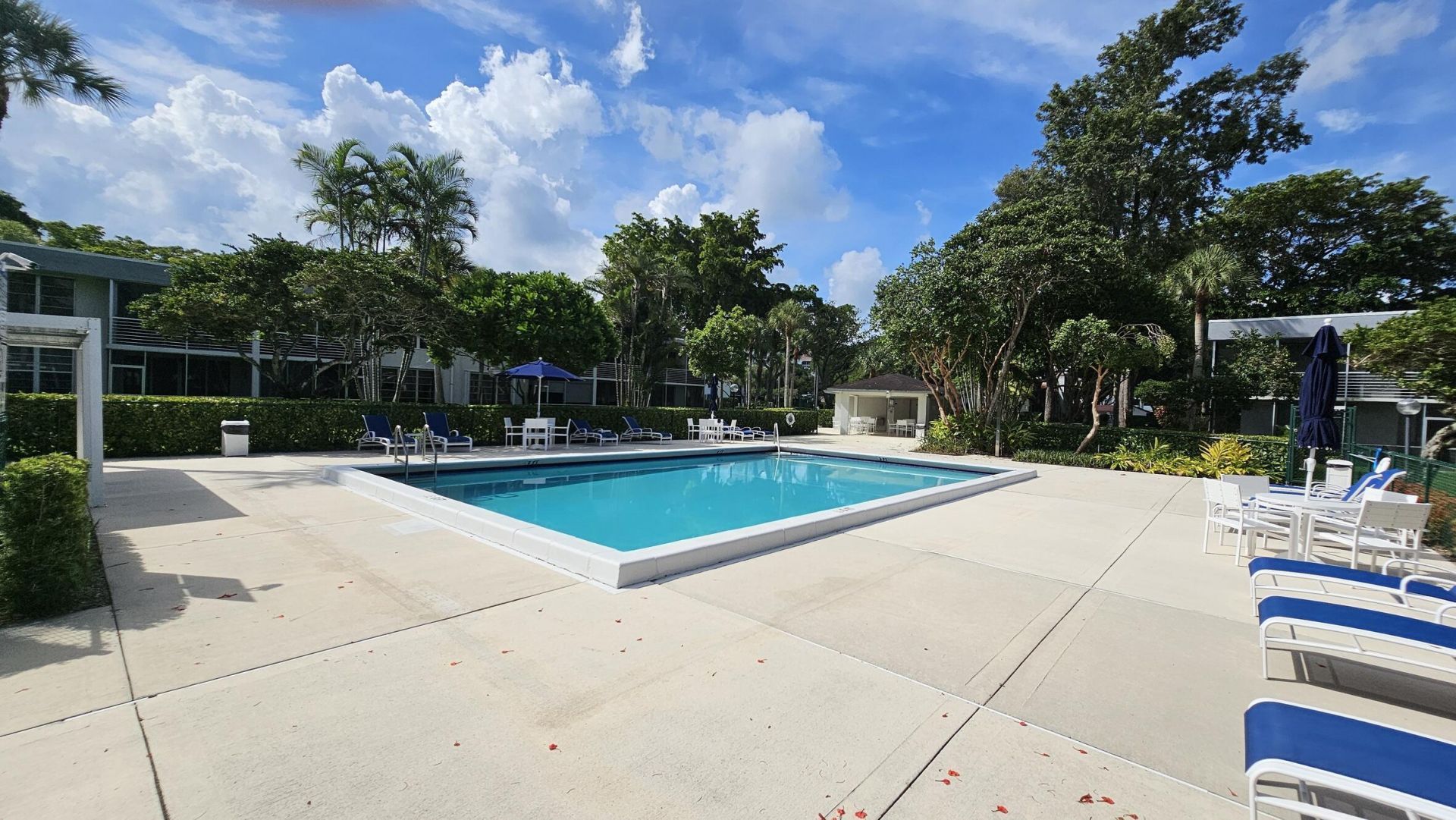 4200 Oaks Terrace, Unit 203, Pompano Beach, FL 33069 Photo