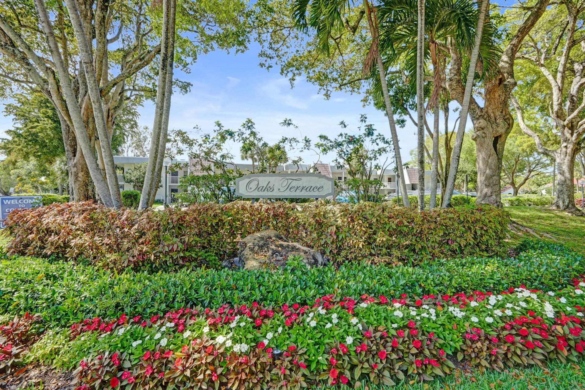 4200 Oaks Terrace, Unit 203, Pompano Beach, FL 33069 Photo