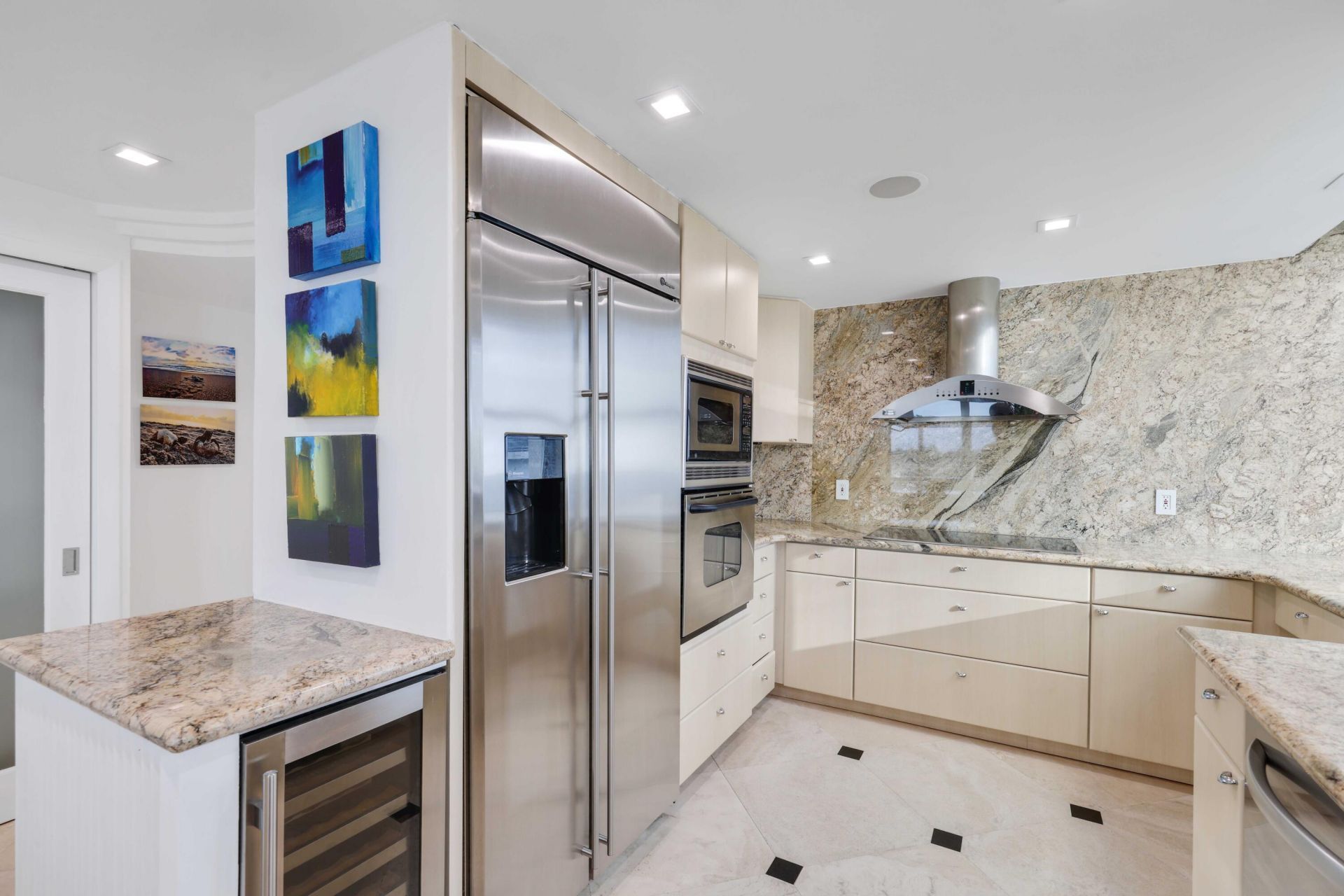 511 Bayshore Drive, Unit 401, Fort Lauderdale, FL 33304 Photo