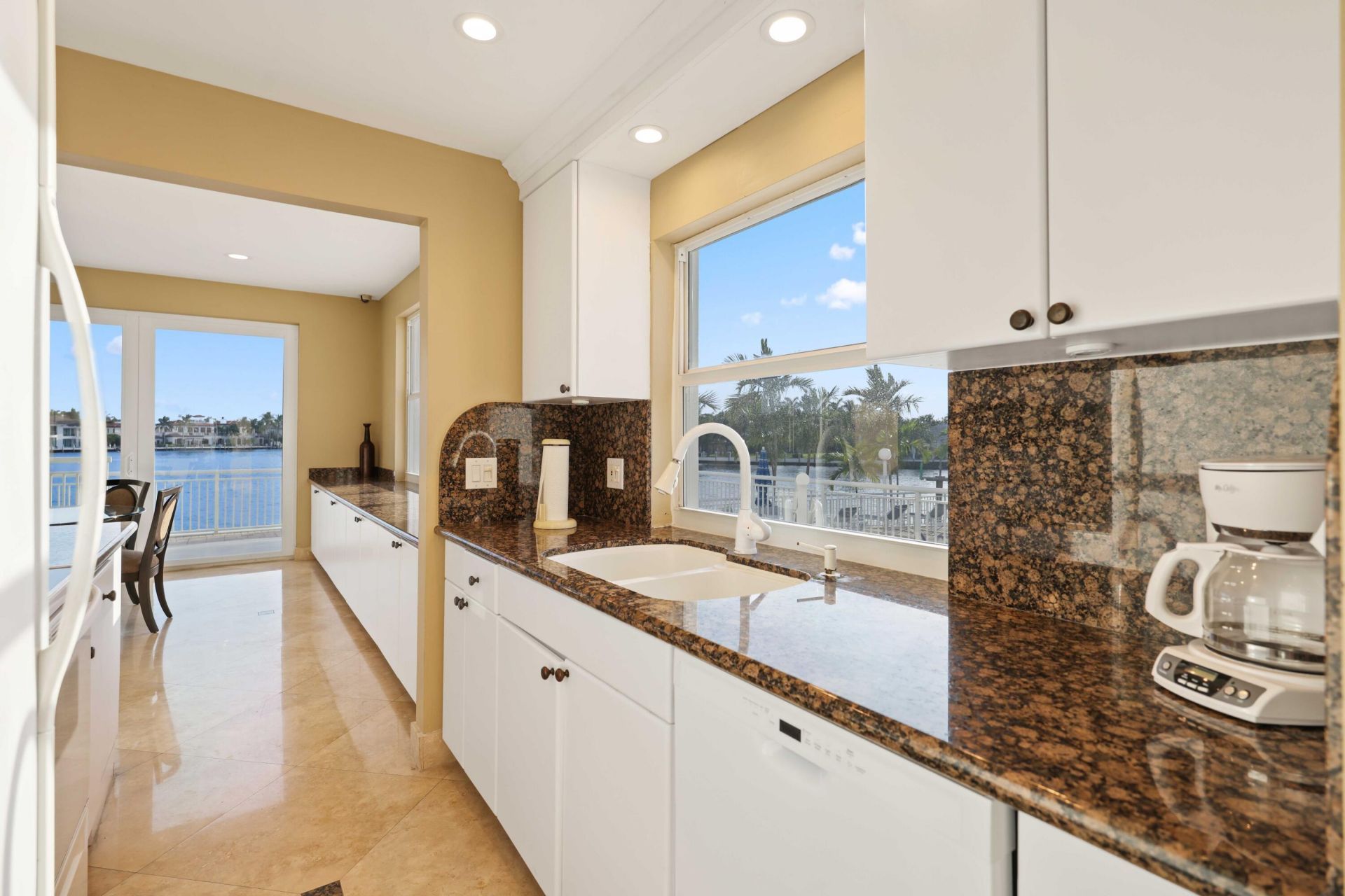 511 Bayshore Drive, Unit 401, Fort Lauderdale, FL 33304 Photo
