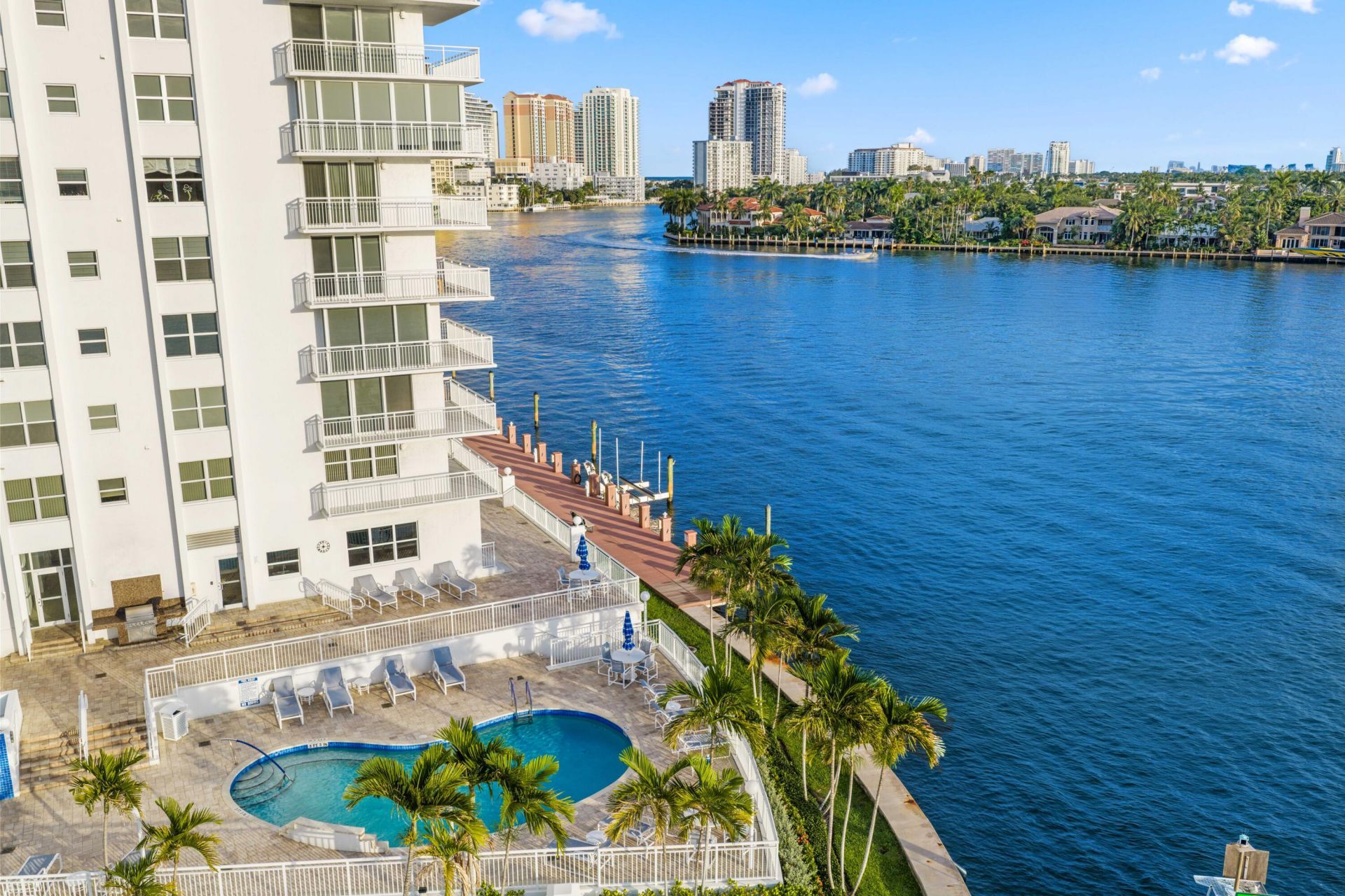 511 Bayshore Drive, Unit 401, Fort Lauderdale, FL 33304 Photo