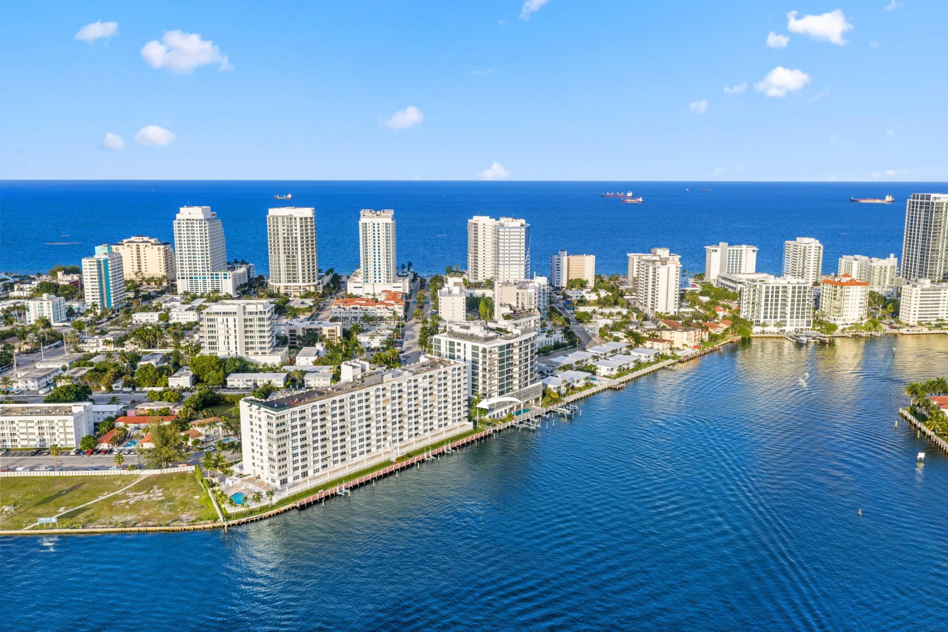 511 Bayshore Drive, Unit 401, Fort Lauderdale, FL 33304 Photo