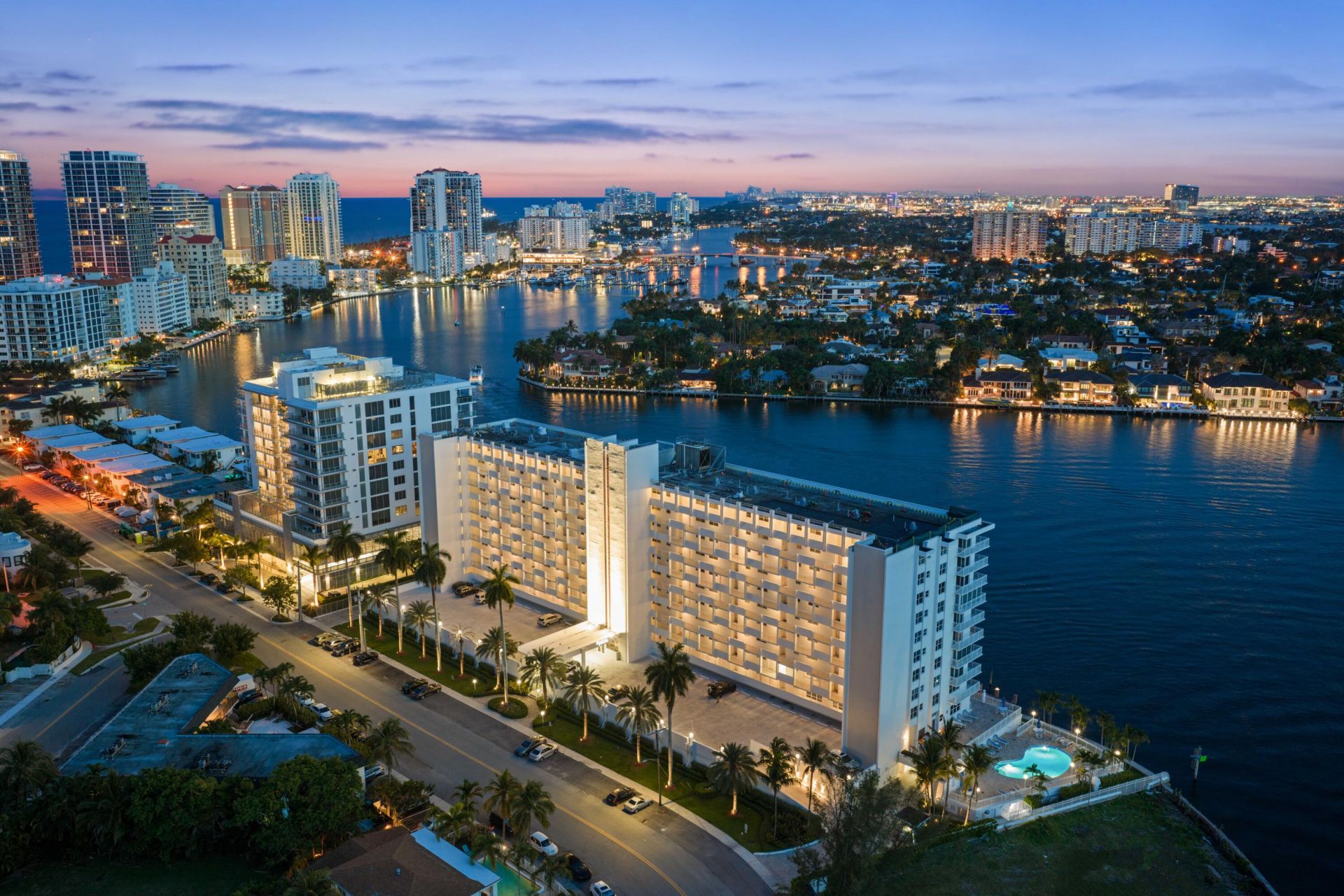 511 Bayshore Drive, Unit 401, Fort Lauderdale, FL 33304 Photo