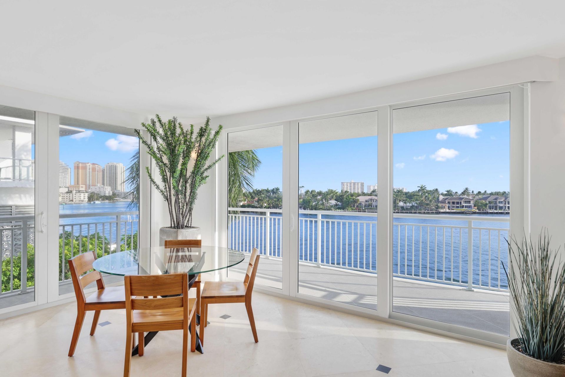 511 Bayshore Drive, Unit 401, Fort Lauderdale, FL 33304 Photo