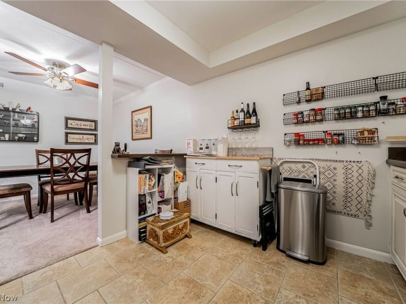 22958 Maple Ridge Road, Unit 102, North Olmsted, OH 44070 Photo 13
