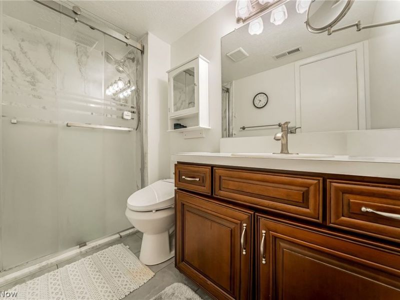 22958 Maple Ridge Road, Unit 102, North Olmsted, OH 44070 Photo 23