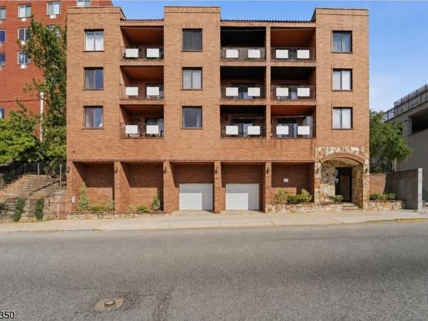 1906 Paterson Plank Rd, North Bergen, NJ 07047