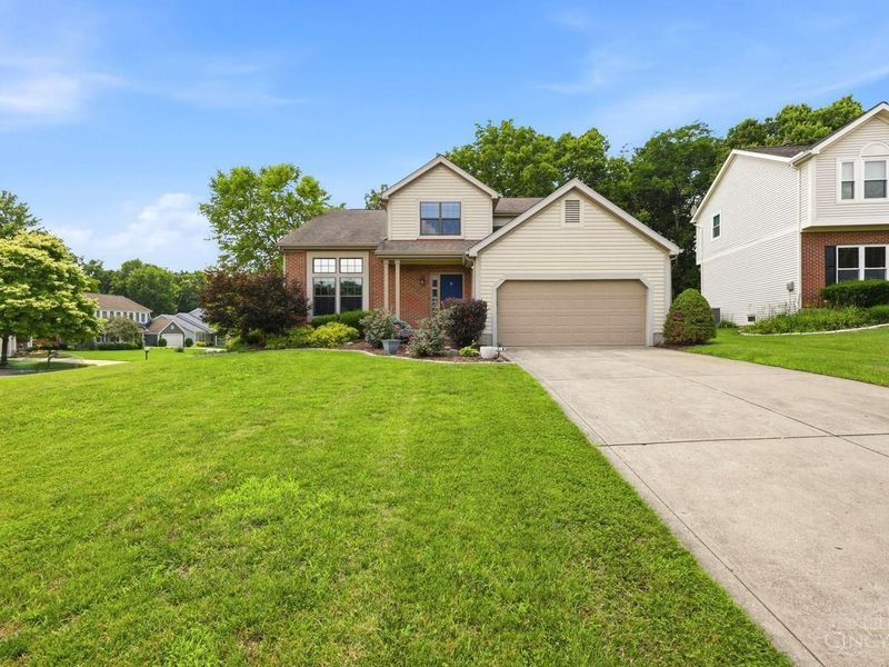 7857 Glen Oaks Court, West Chester, OH 45069 Photo 1