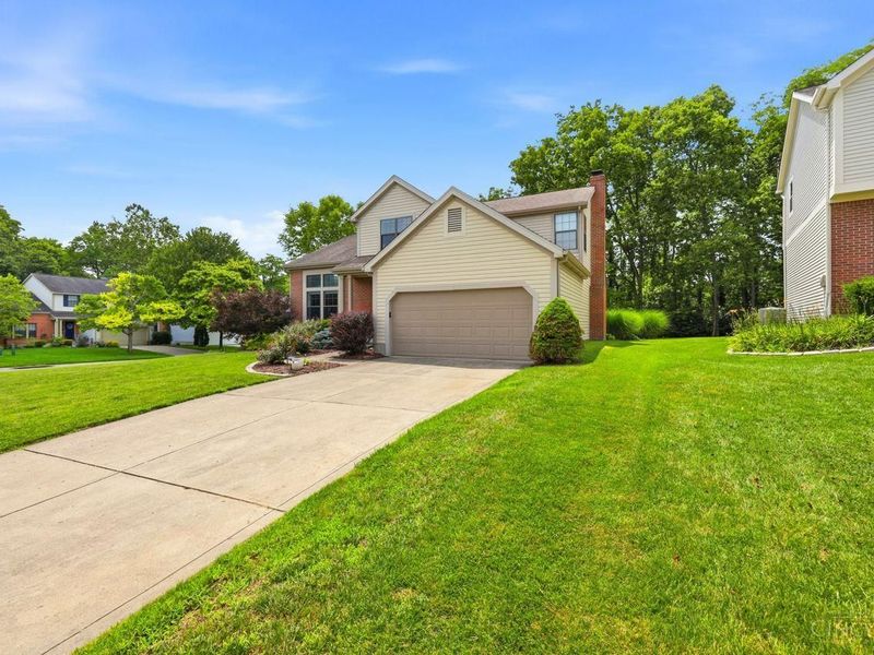 7857 Glen Oaks Court, West Chester, OH 45069 Photo 3