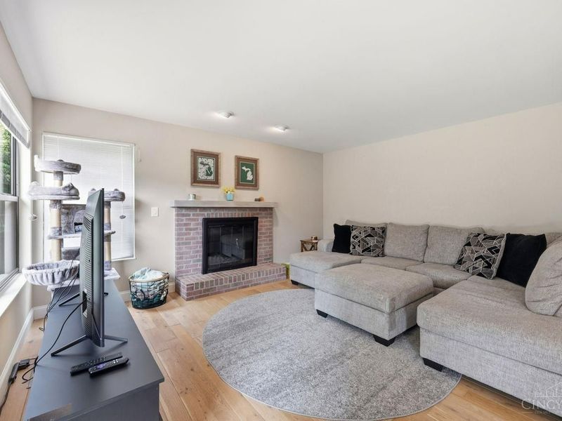 7857 Glen Oaks Court, West Chester, OH 45069 Photo 8