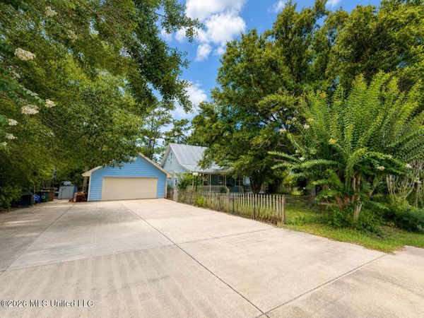 19635 E Riverline Drive, Saucier, MS 39574