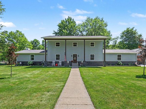 2932 S Maple Island Road, Ravenna, MI 49451
