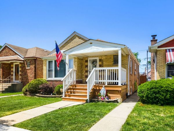 5048 S Leamington Avenue , Chicago, IL 60638