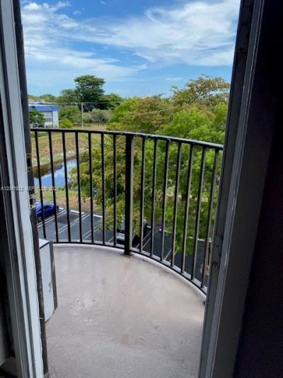 2701 Riverside Dr , Unit 508-B, Coral Springs, FL 33065 Photo