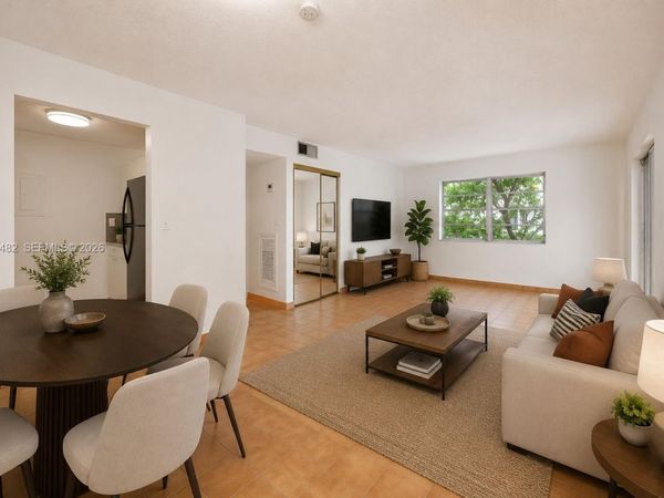 1337 NW 1st St , Unit 12, Miami, FL 33125
