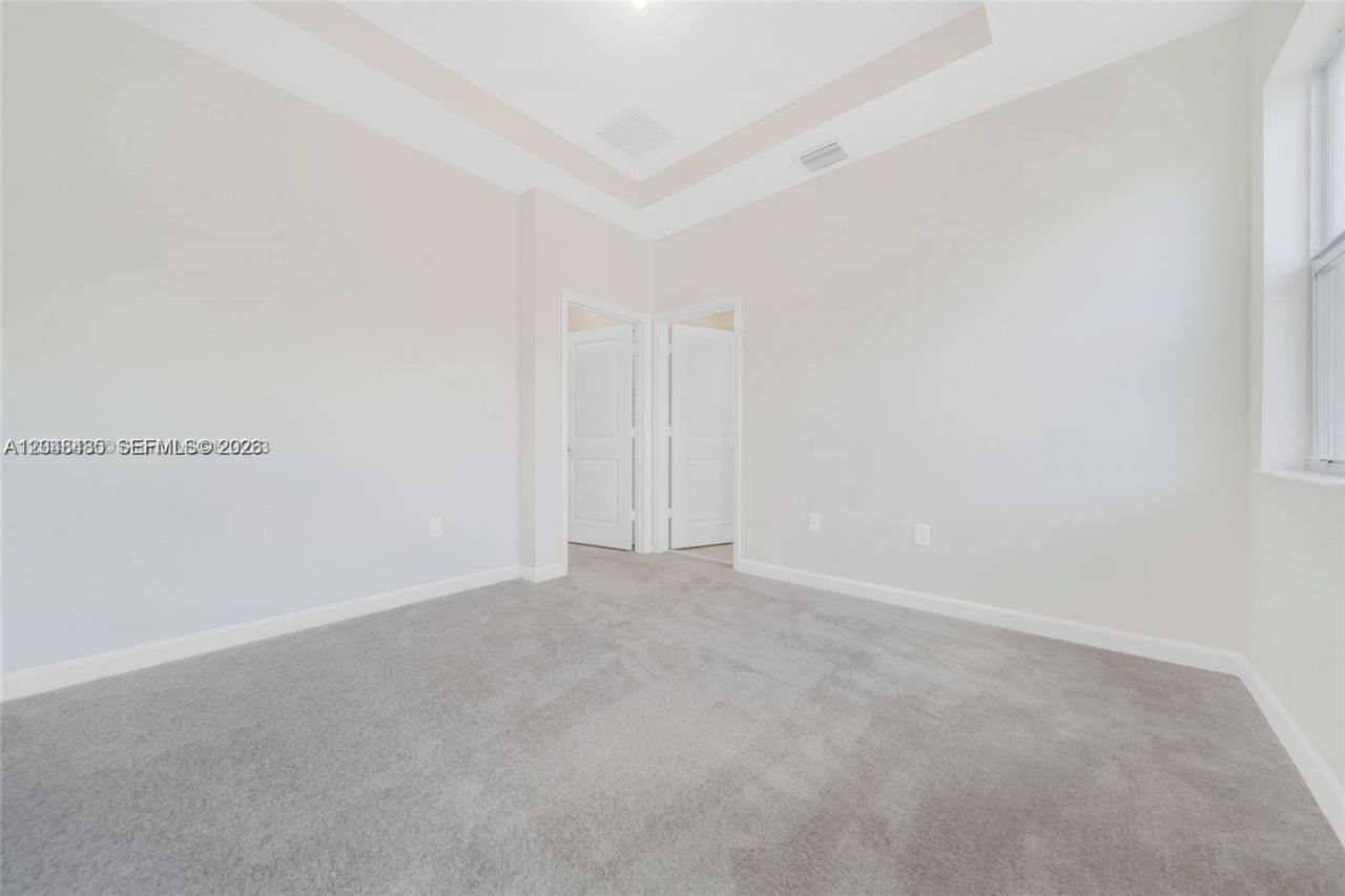 12918 NW 23rd Pl , Miami, FL 33167 Photo