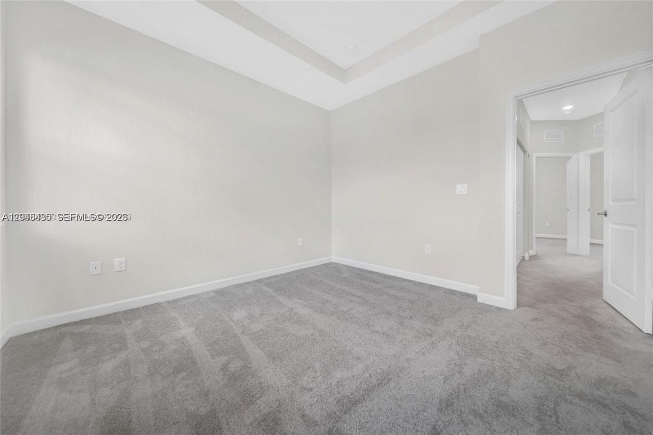 12918 NW 23rd Pl , Miami, FL 33167 Photo
