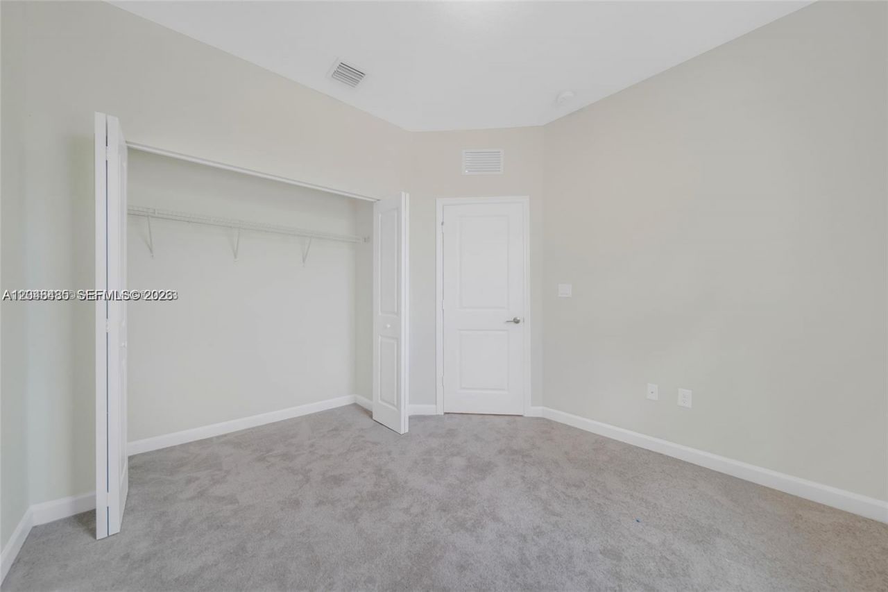 12918 NW 23rd Pl , Miami, FL 33167 Photo