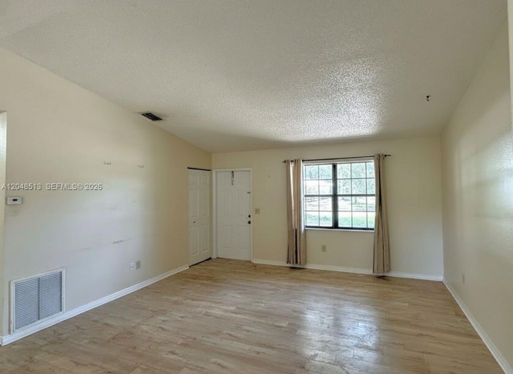 4005 E Sunflower Cir , La Belle, FL 33935 Photo
