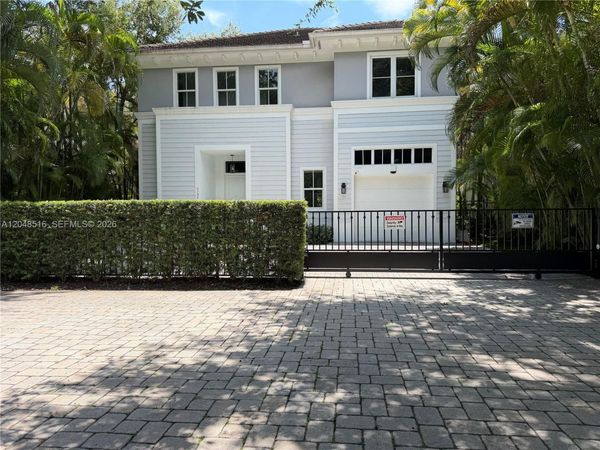 4724 SW 72nd Ave , Miami, FL 33155