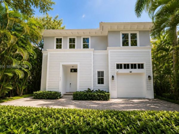 4724 SW 72nd Ave , Miami, FL 33155
