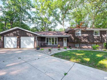 474 WILDWOOD Drive, Groveland, IL 61535