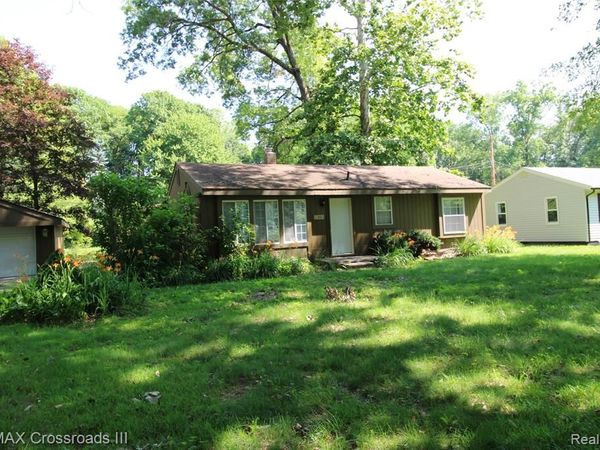 38550 Superior Street, Romulus, MI 48174