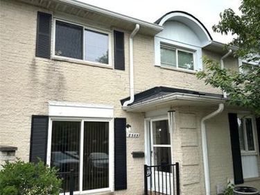 8565 Hampshire Drive, Sterling Heights, MI 48313