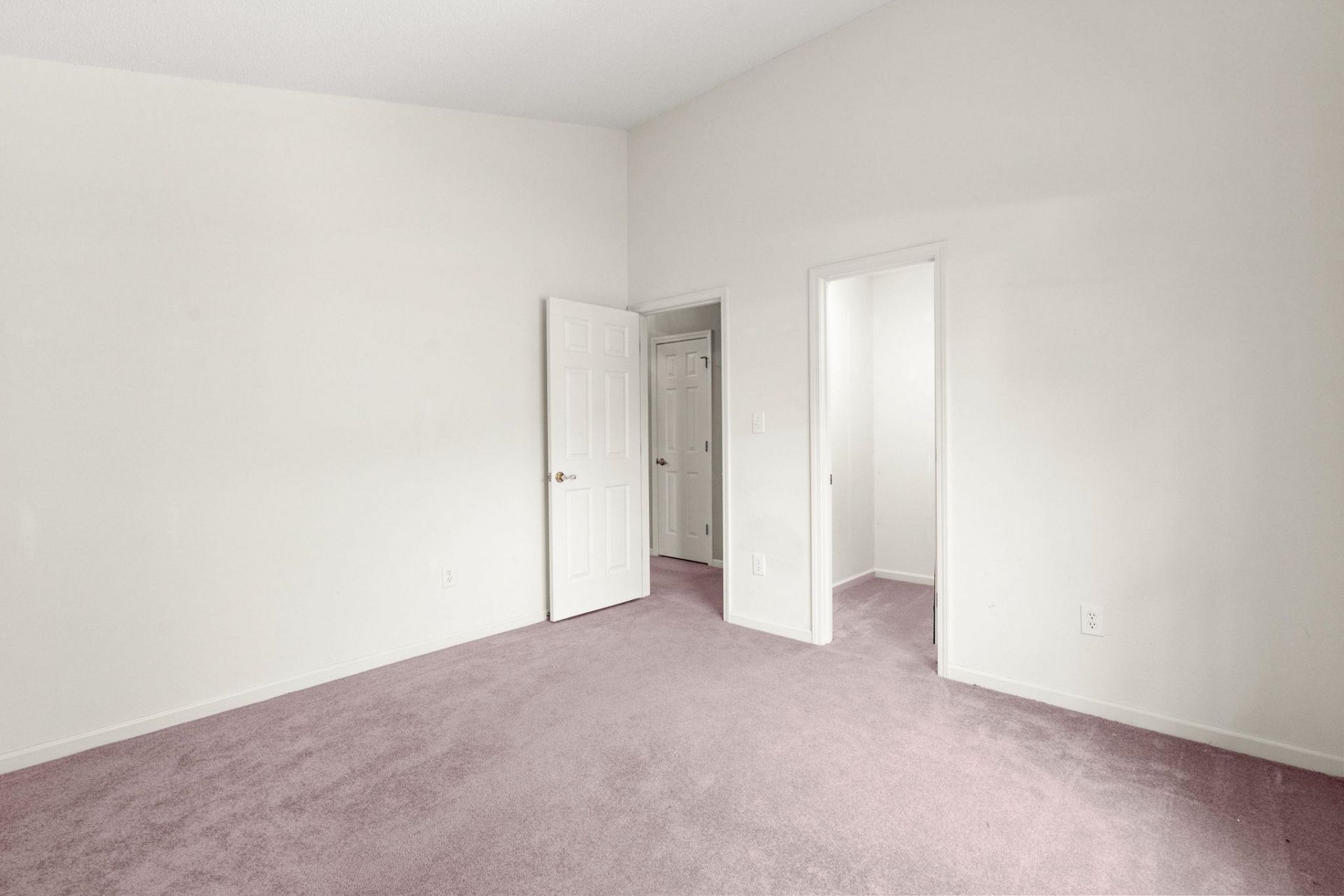157 Mackinley Circle Photo 17