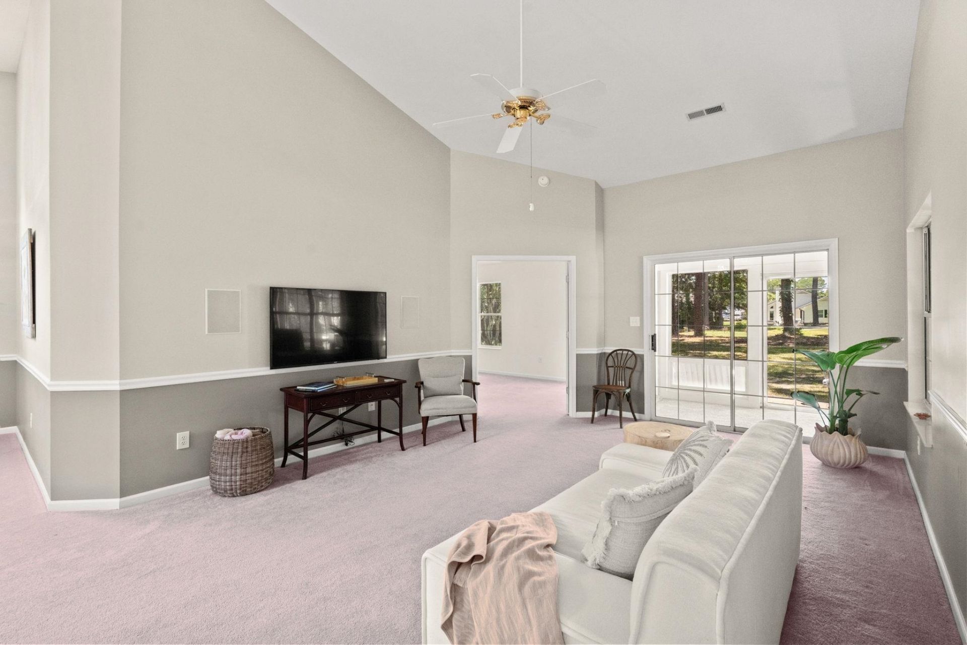 157 Mackinley Circle Photo 25