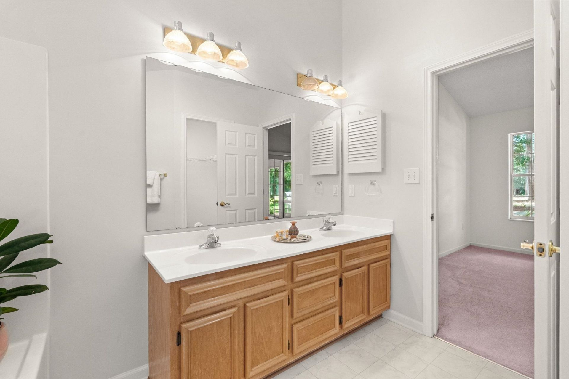 157 Mackinley Circle Photo 33